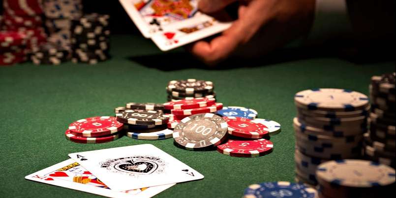 Nắm chắc các kiến thức về thuật ngữ sẽ giúp trải nghiệm poker dễ dàng hơn nhiều